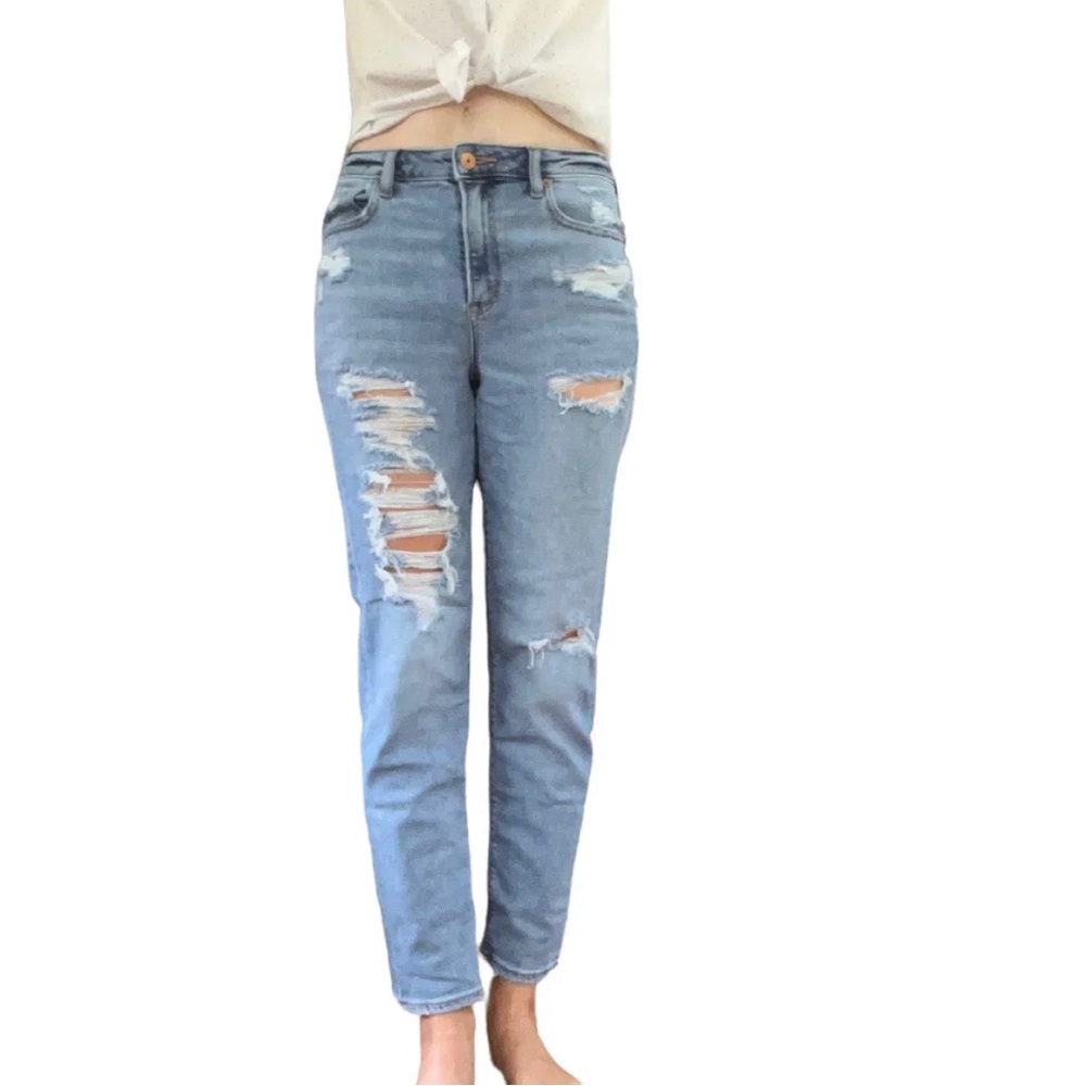 American Eagle AE Stretch Distressed Mom Jeans